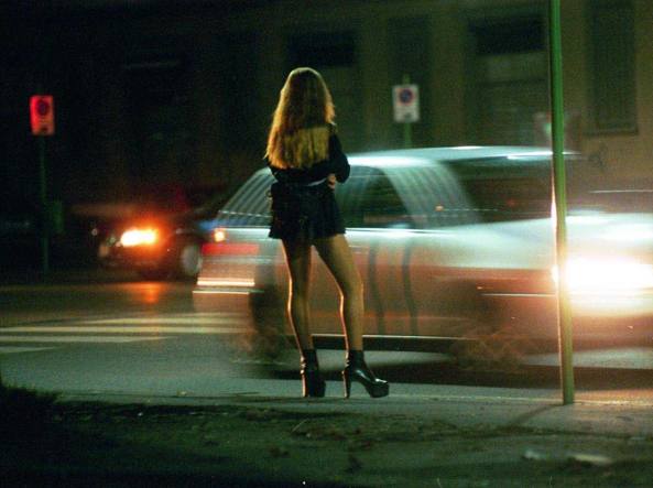 Undici sanzioni per la prostituzione in strada a Montecatini Terme