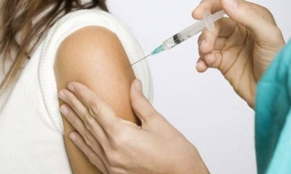 Covid-19, oggi le prime 1.989 vaccinazioni con AstraZeneca