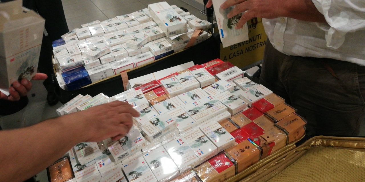 Contrabbando di sigarette: sequestrati 30 kg all’aeroporto Vespucci