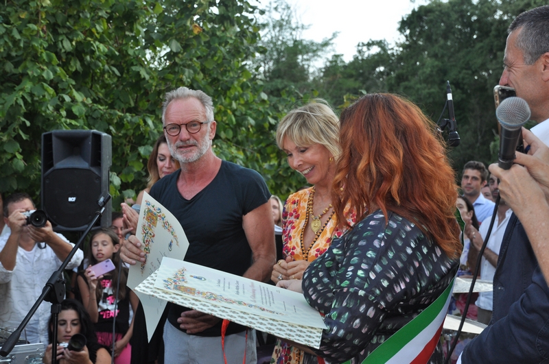 Sting cittadino onorario di un Comune fiorentino – IL VIDEO