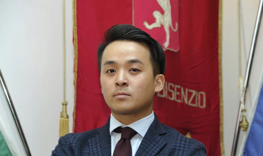 Si dimette il consigliere comunale Angelo Hu (Sinistra Italiana)