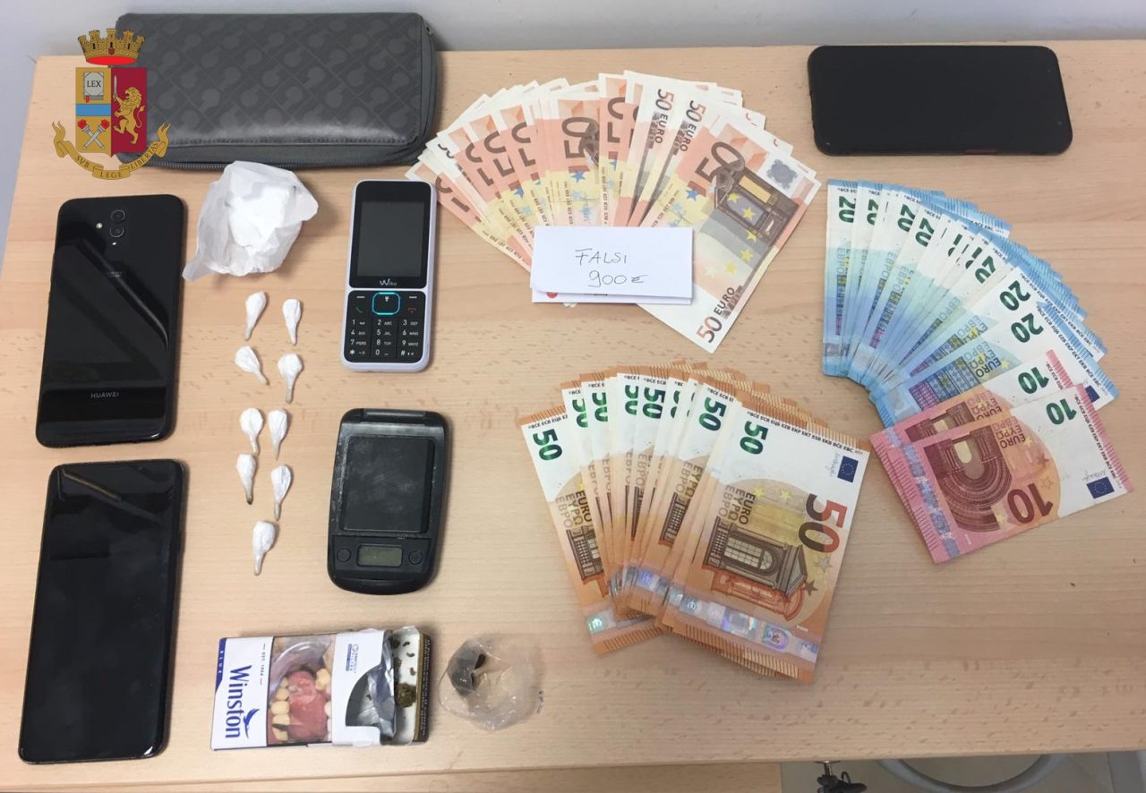 Spacciava cocaina in via Campi: arrestato dalla Polizia 29enne
