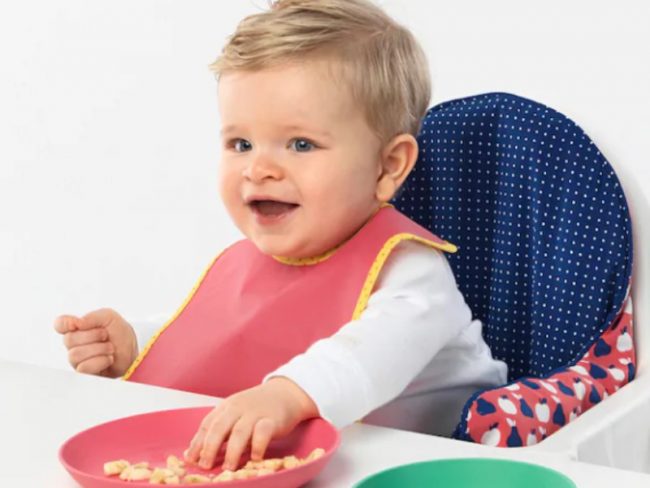 Rischio soffocamento: Ikea ritira bavaglini Matvra