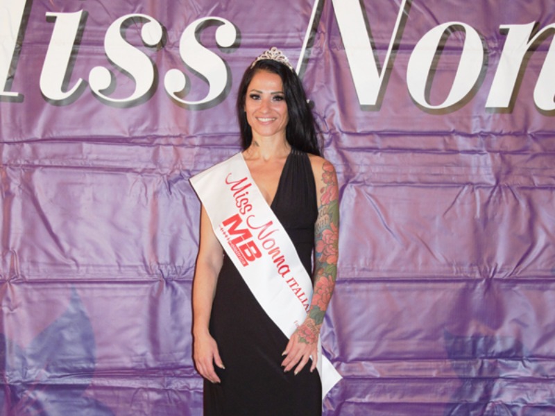 Miss nonna solare: la fascia a una sestese