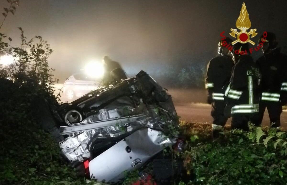 Incidente tra moto ed auto
