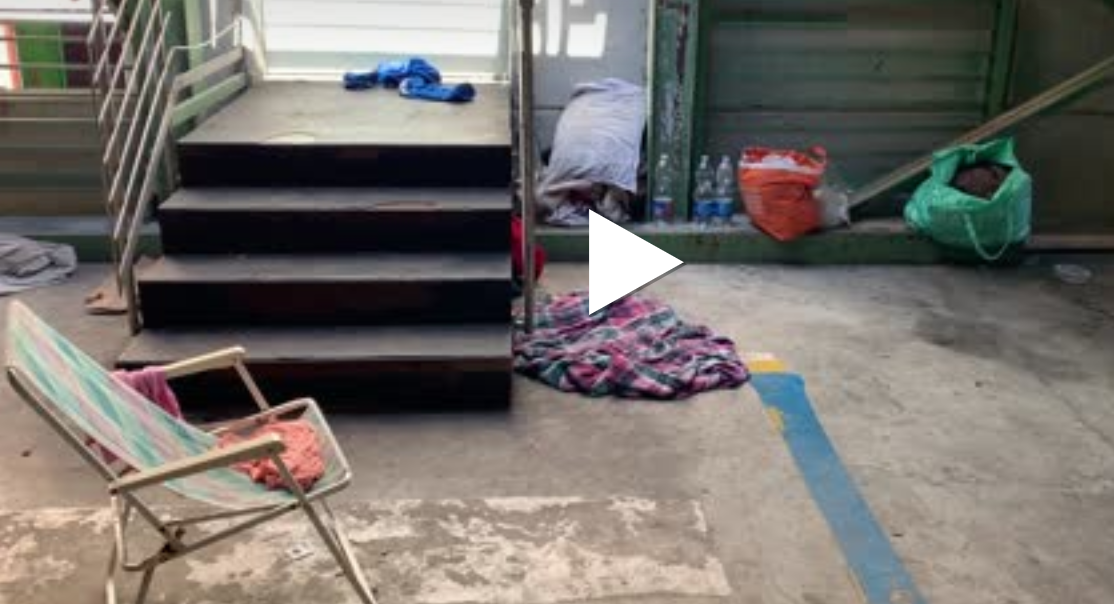 Dormono in un parcheggio a Poggibonsi VIDEO