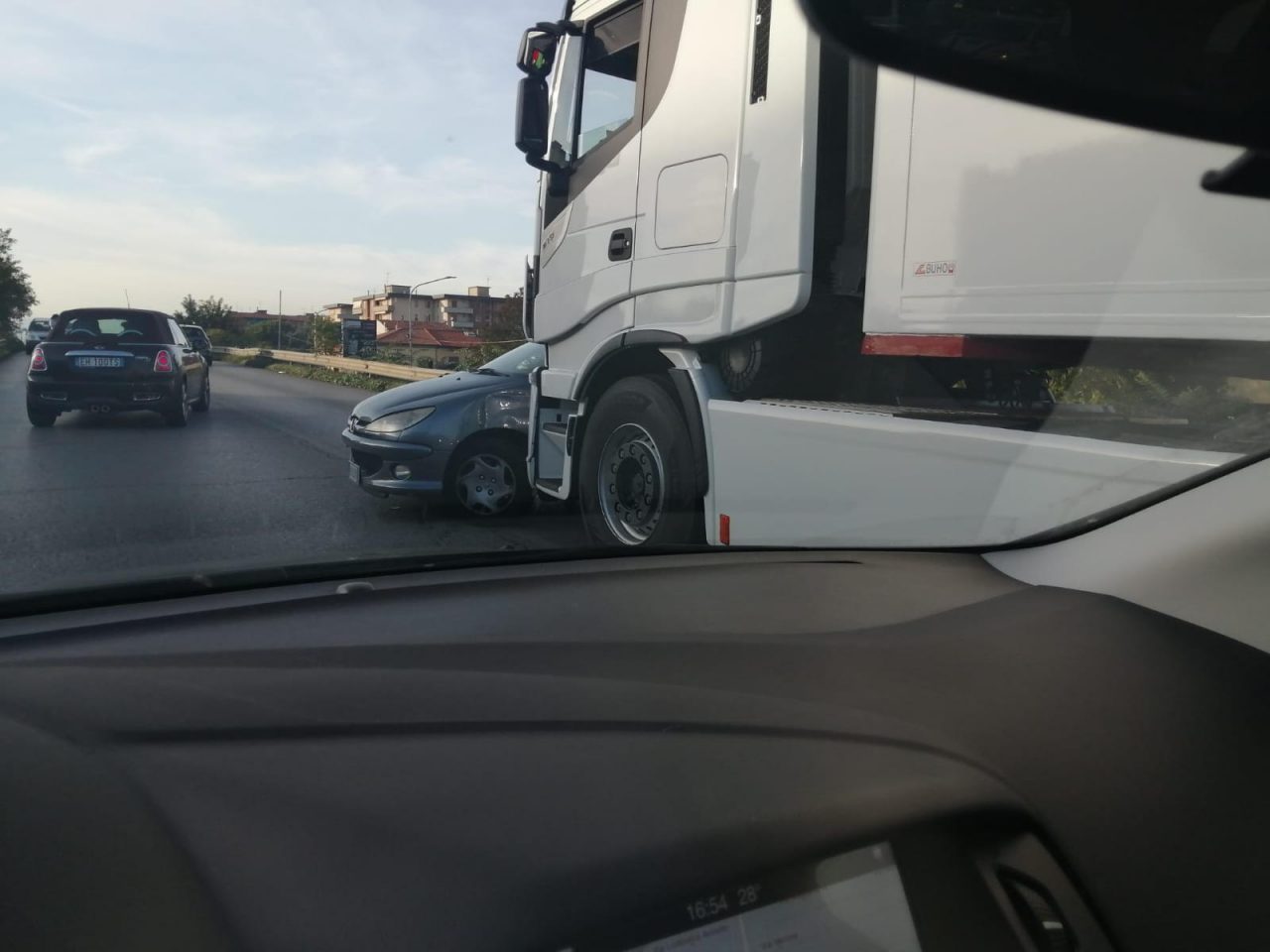 Incidente sulla declassata: traffico in tilt