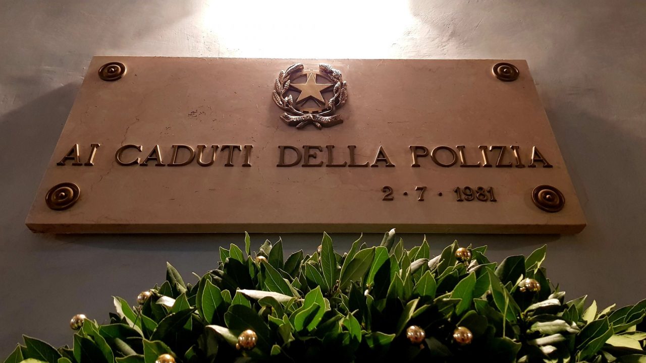 La Polizia di Stato rende omaggio ai suoi caduti