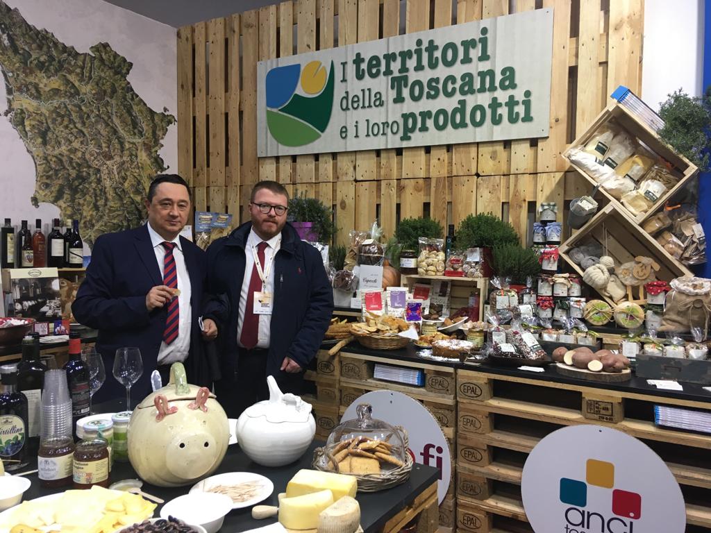 Assemblea Anci: presenti i prodotti della Val di Bisenzio