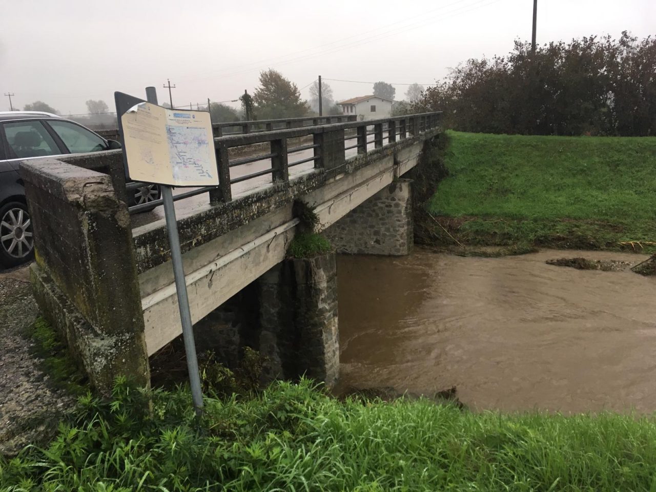 Cadavere nel torrente Pescia, ancora ignota l’identità