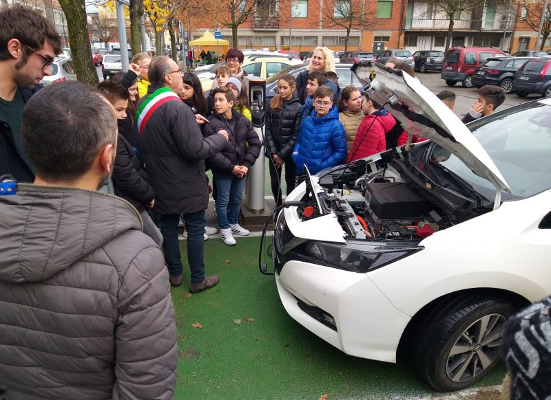 Inaugurate le colonnine per auto elettriche a Quarrata