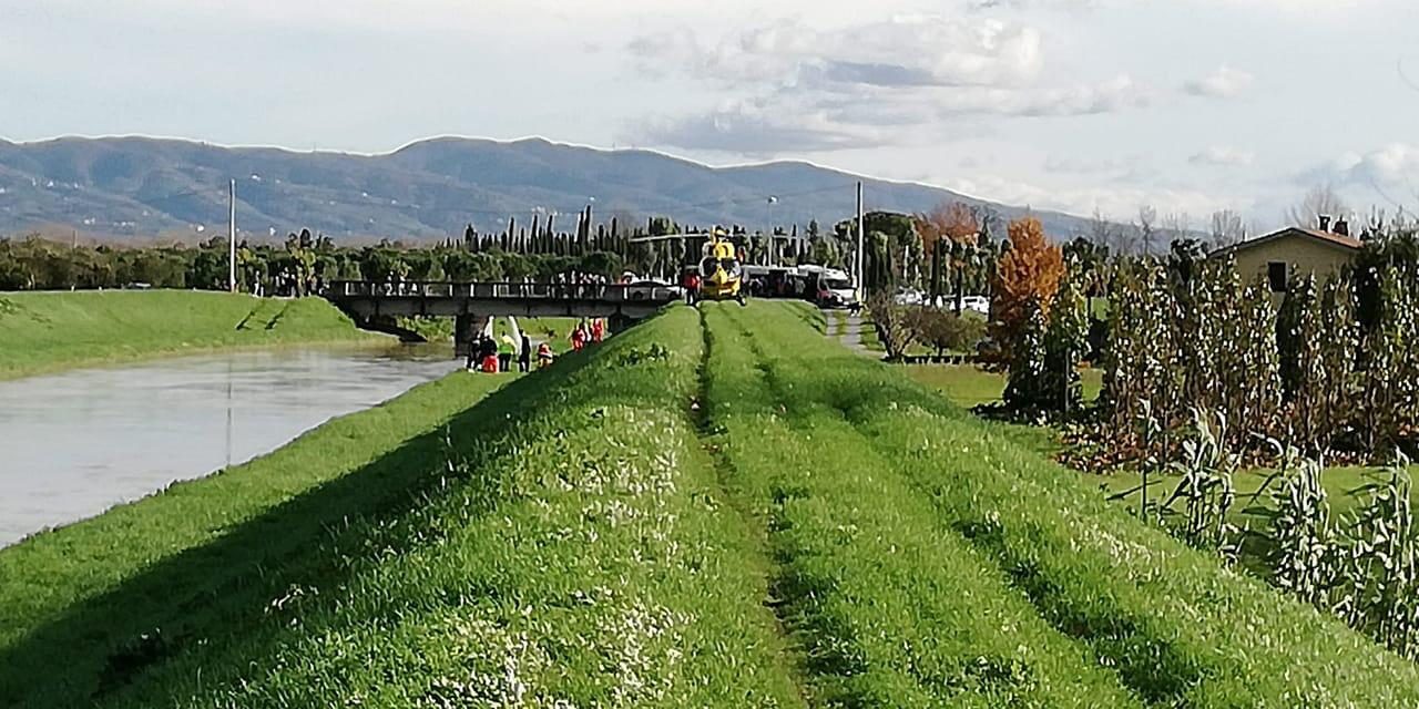 Restano serie le condizioni del bimbo caduto nel fiume a Ponte Buggianese