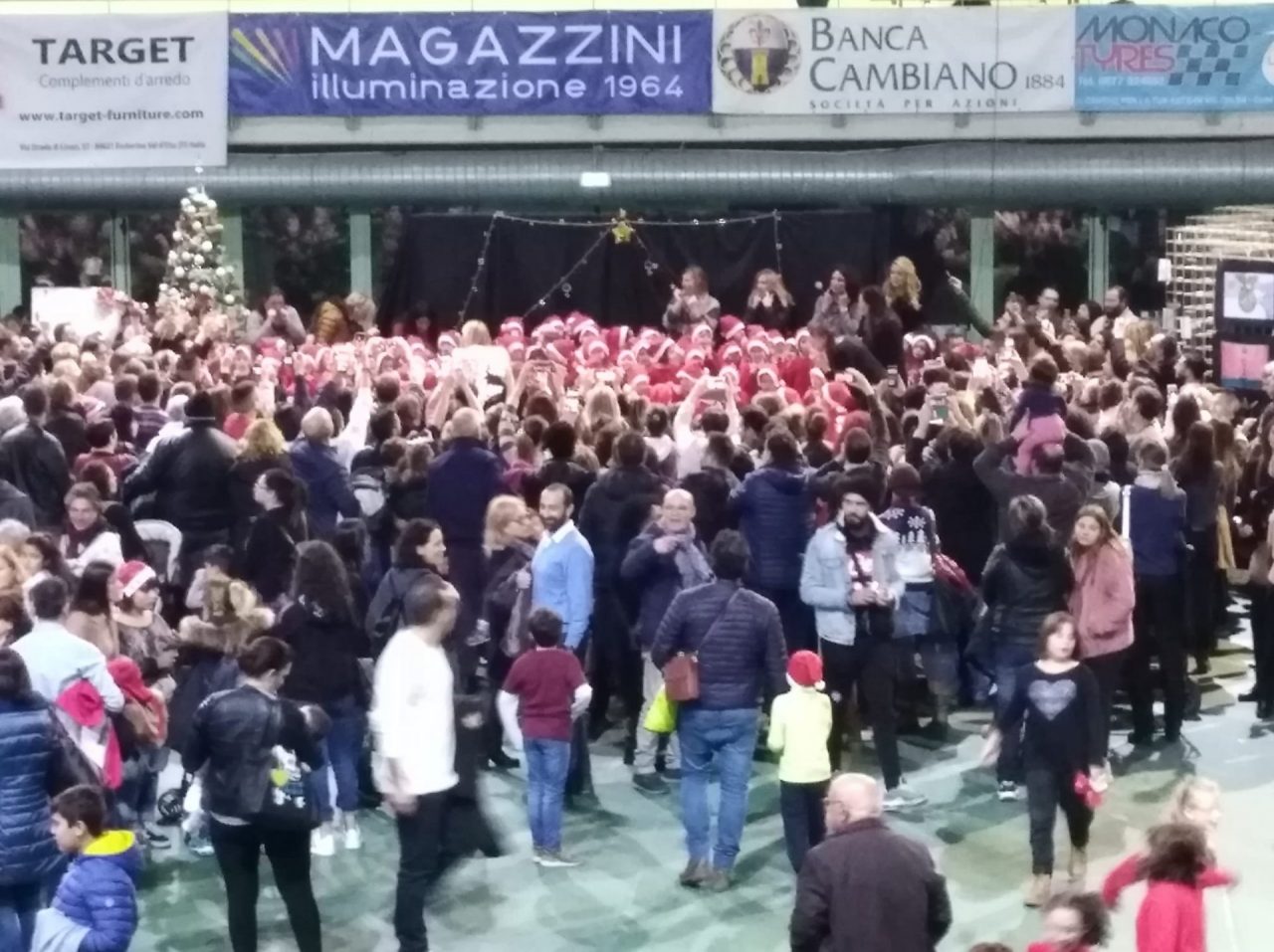 Colle, grande successo della festa del «Salvetti»