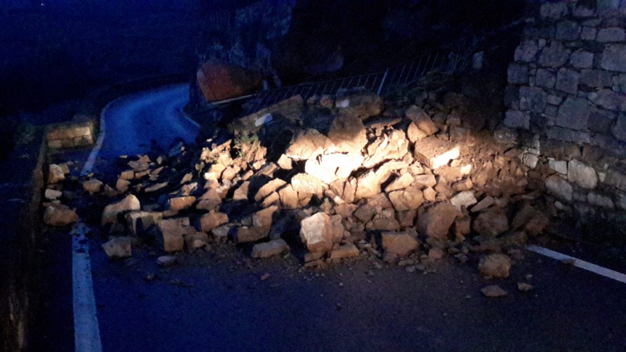 Montefioralle, è crollata una parte delle mura