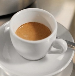 Altro richiamo per capsule del caffè: erogano frammenti di plastica