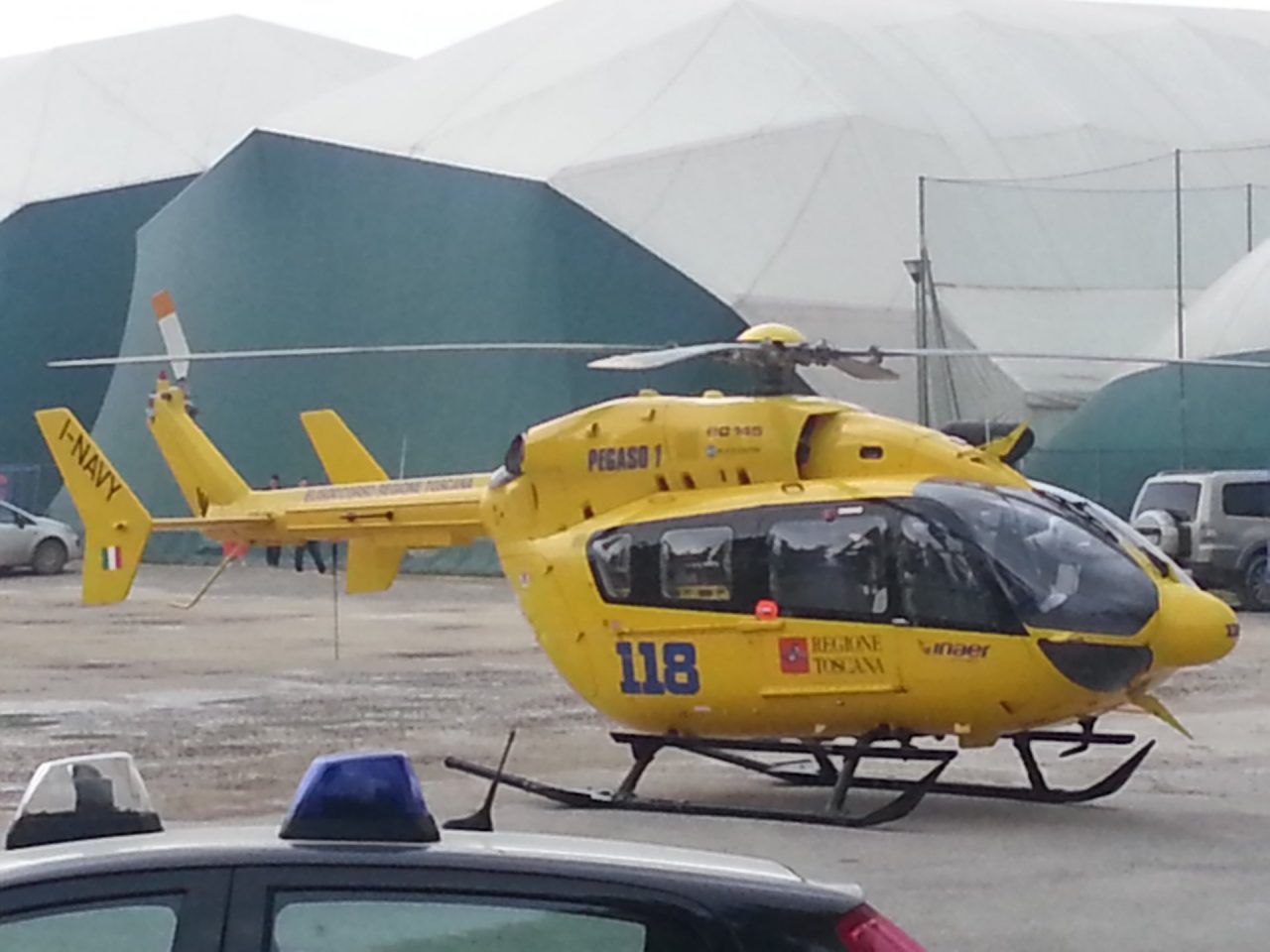 Folgorato mentre è a pesca: 21enne in gravi condizioni