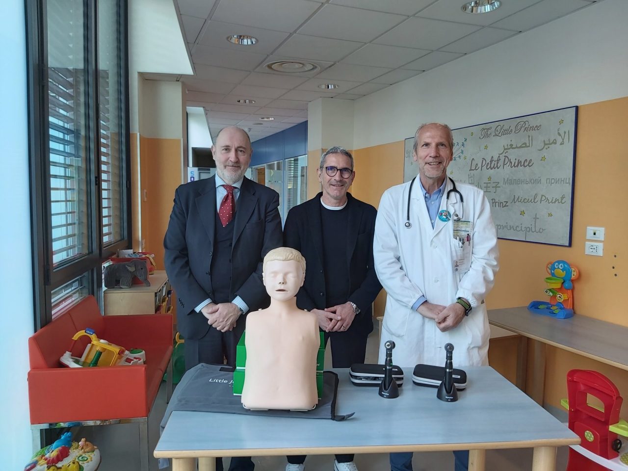 Tre strumenti per la pediatria del Santo Stefano donati da DREAMTEAM