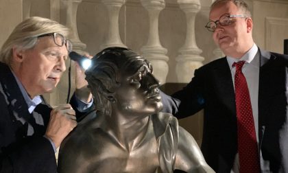 Vittorio Sgarbi in visita agli Uffizi