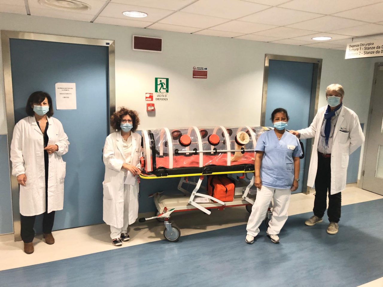 Donata una barella a biocontenimento all’ospedale di Prato