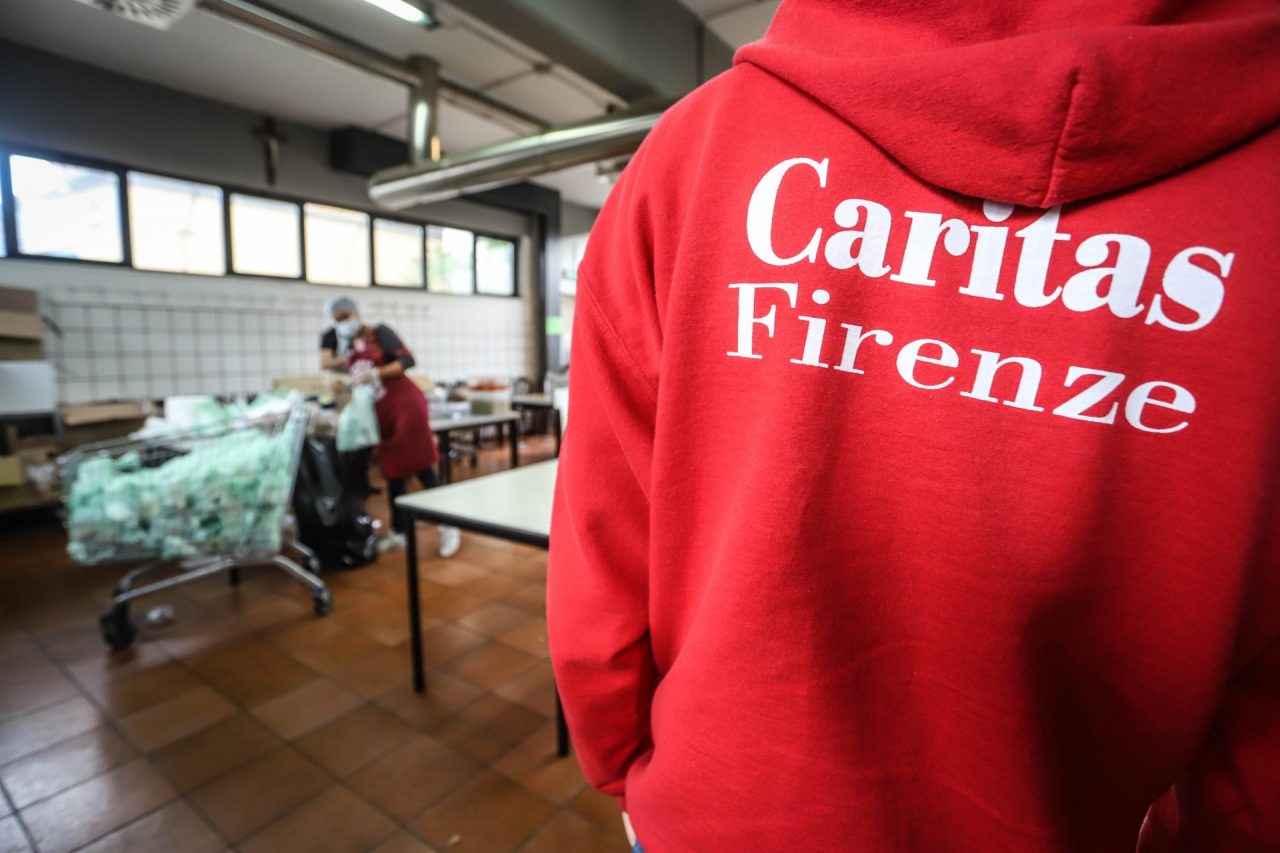 L’appello della Caritas alle aziende fiorentine: “Aiutiamo insieme chi ha bisogno”