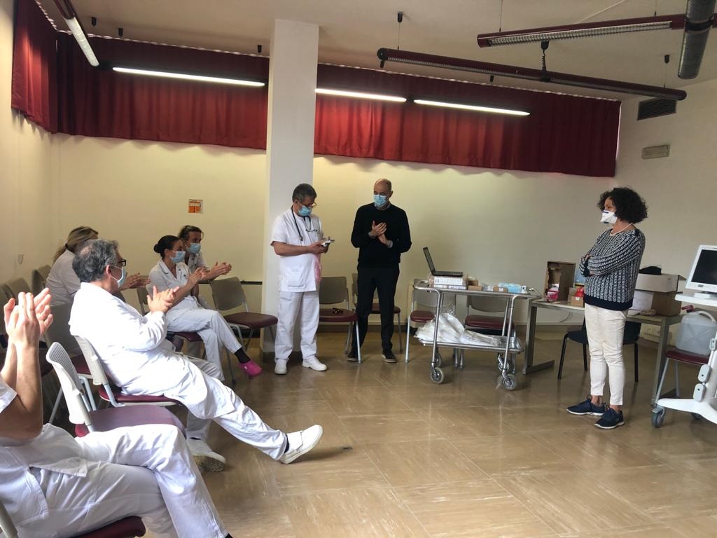 All’ospedale arrivano pc ed ecografi grazie al comune di Lastra – IL VIDEO