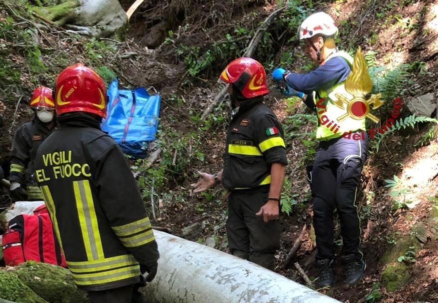 Tragedia nell’aretino: muore 47enne finito sotto un albero