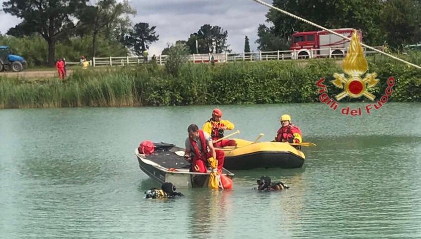 Tragedia a Migliarino: muore a 27 anni cercando di salvare un cavallo