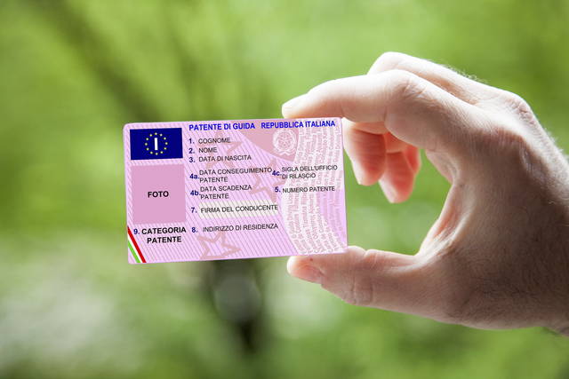 Patenti di guida: da domani riprende l’attività delle Commissioni Mediche Locali