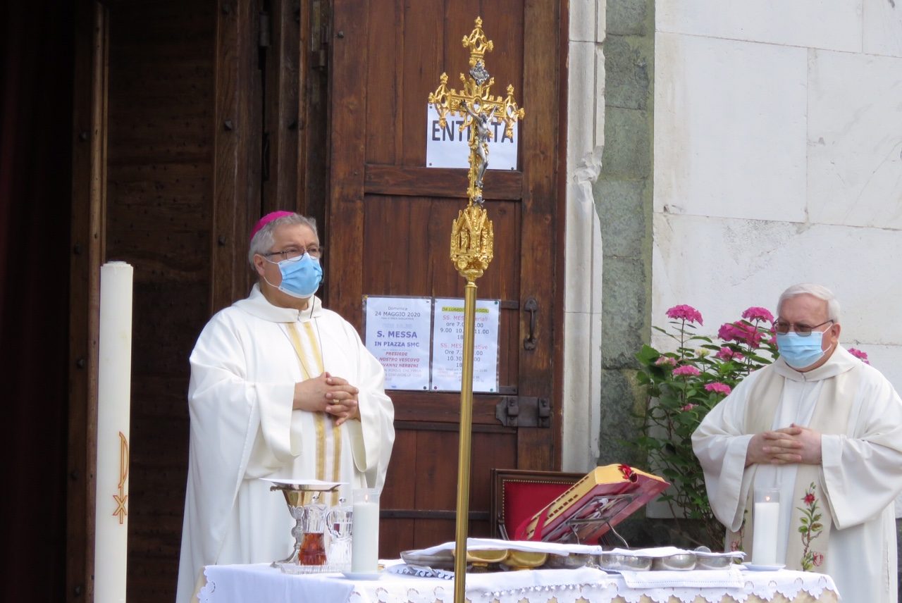La basilica di Santa Maria delle Carceri in festa