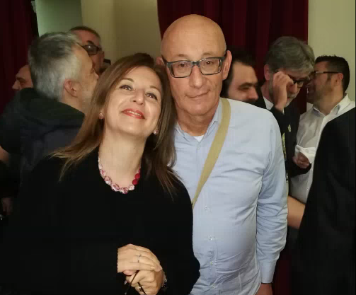 Muore a 23 anni per un tumore, lo zio (medico) scrive un libro