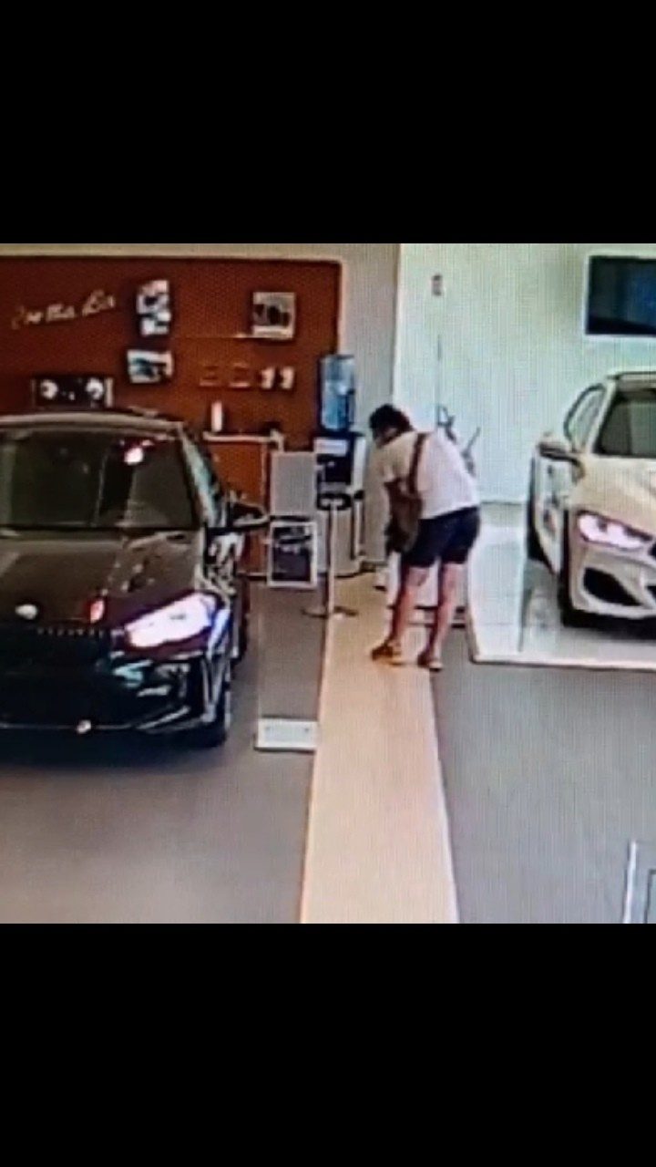Furto all’interno di una concessionaria di auto a Prato