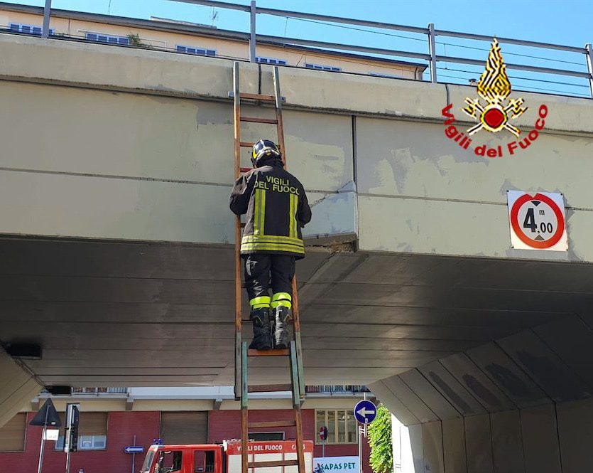 Vigili del fuoco in viale dei Cadorna: ecco perché
