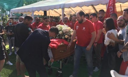 Dolore e tanta commozione al funerale di "Giamma"