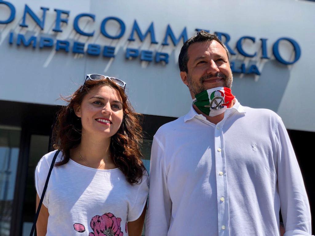 Salvini: “Firenze soffre per l’aeroporto che non cresce: colpa del Pd”