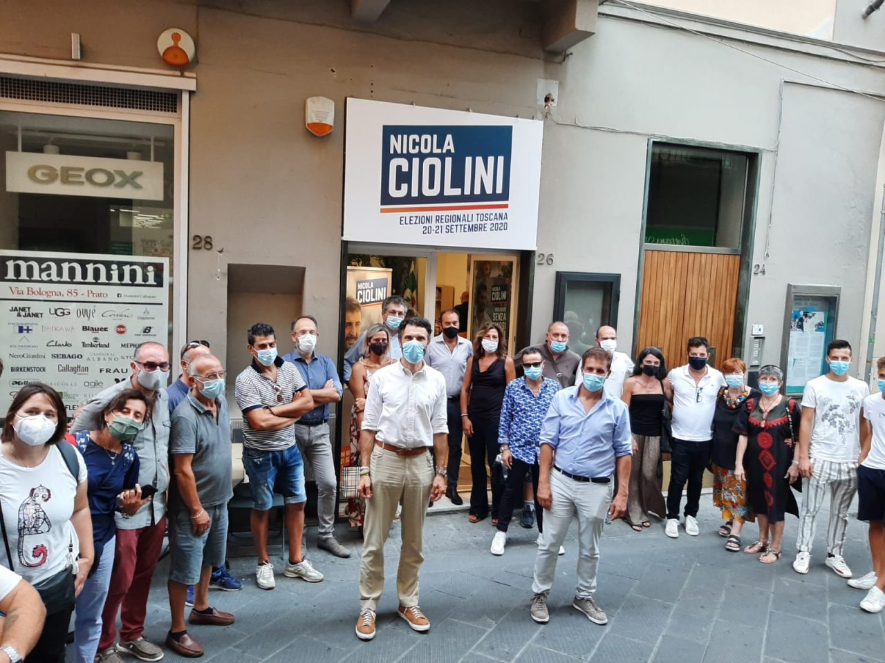 Nicola Ciolini (Pd) inaugura il suo comitato elettorale in pieno centro a Prato