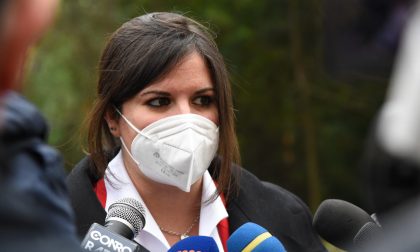 Anche l'assessora Alessandra Nardini alla Gkn: "Un vero schiaffo per la Toscana"