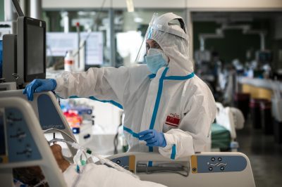 Covid, Fp Cgil Toscana: il sistema sanitario regionale è in difficoltà, serve subito nuovo personale
