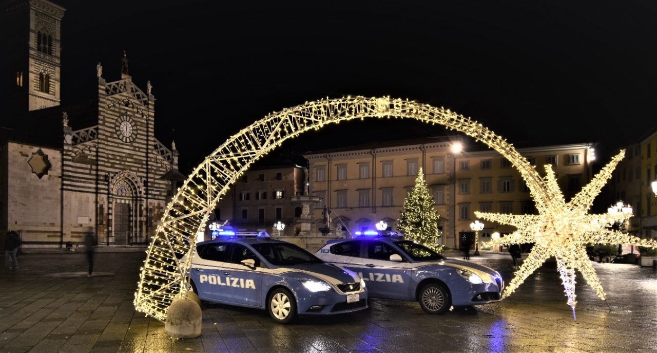 Atteggiamenti molesti fuori dal supermercato a Prato, 41enne denunciato per false dichiarazioni
