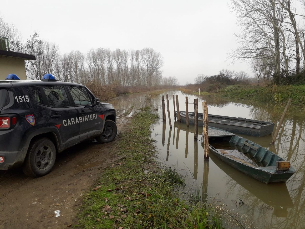 Ambiente, Carabinieri forestali di Fucecchio denunciano imprenditore: aveva asportato un’arginatura senza autorizzazione