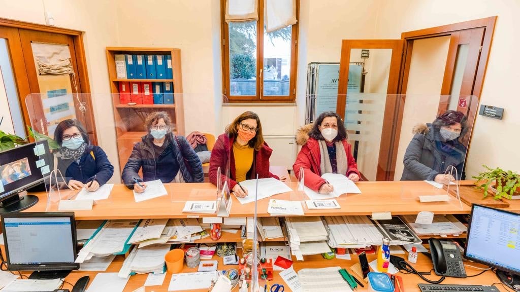 Cinque assessore insieme firmano per la legge contro la propaganda al fascismo