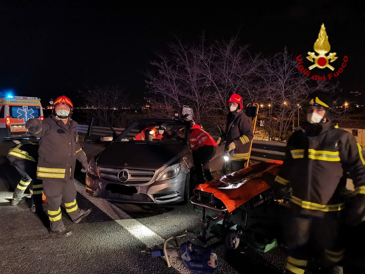 Incidente in A11 tra Prato ovest e Pistoia: due persone soccorse