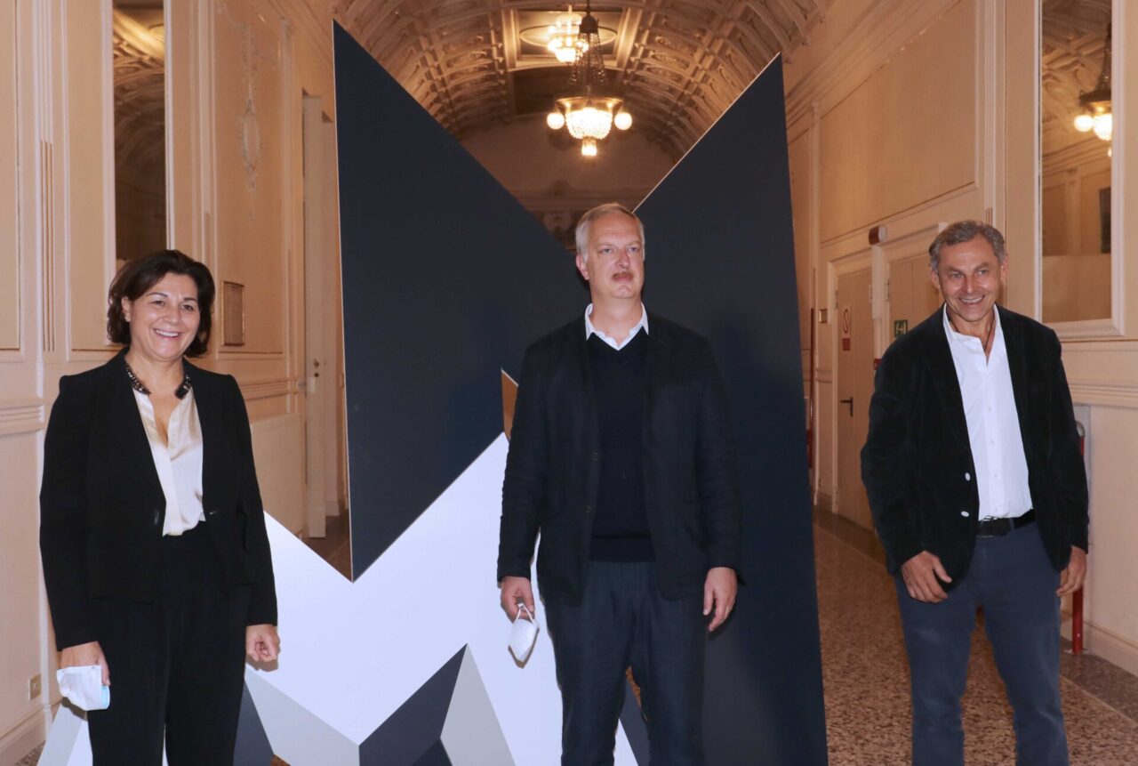 “M” di Antonio Scurati nelle scuole, nelle case del popolo e senzioni Anpi grazie a Unicoop Firenze