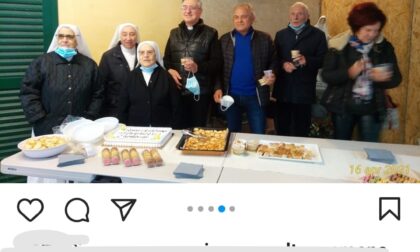 Signa, la protesta di una lettrice: "Preti e suore senza mascherina in una foto (e senza distanza). Ma la legge è uguale per tutti?"