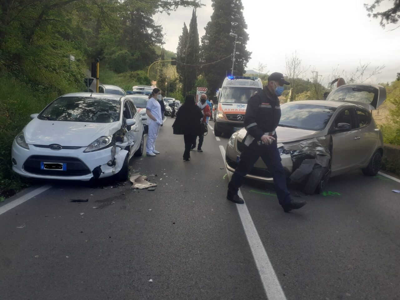 Grave incidente sulla Sr 325: ripercussioni immediate sul traffico