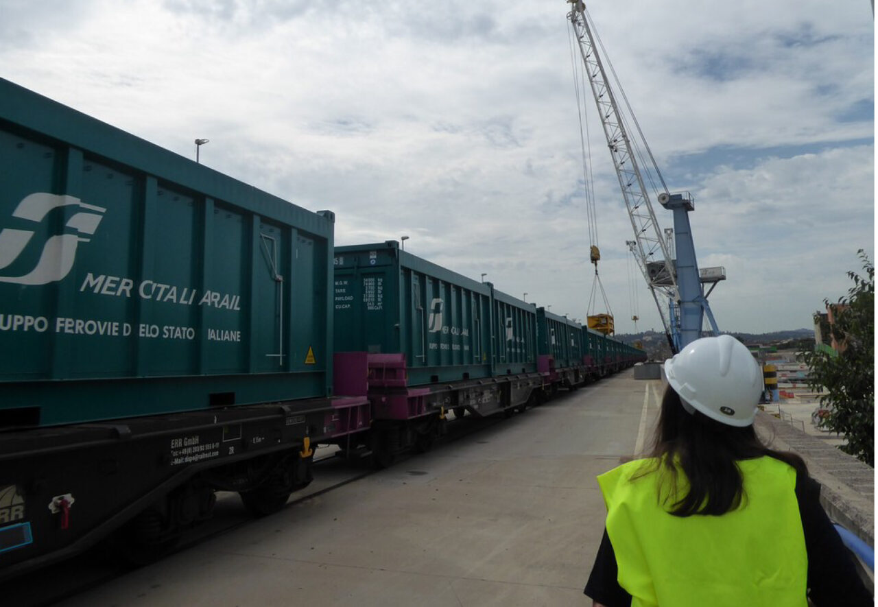 Alla ripresa dei lavori, Idra ricevuta dall’ad di Infrarail Raffaele Zurlo: visita al cantiere della stazione Foster