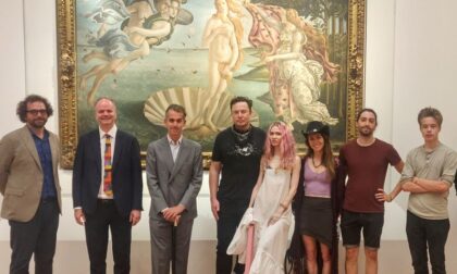 Visita a sorpresa di Elon Musk agli Uffizi