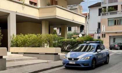 Prato, serie di furti sulle auto in sosta: decisiva la segnalazione di un cittadino