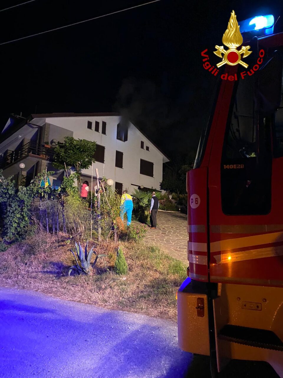 Brucia il quadro elettrico di una abitazione in via di Rupille a Vaiano: per fortuna solo fumo