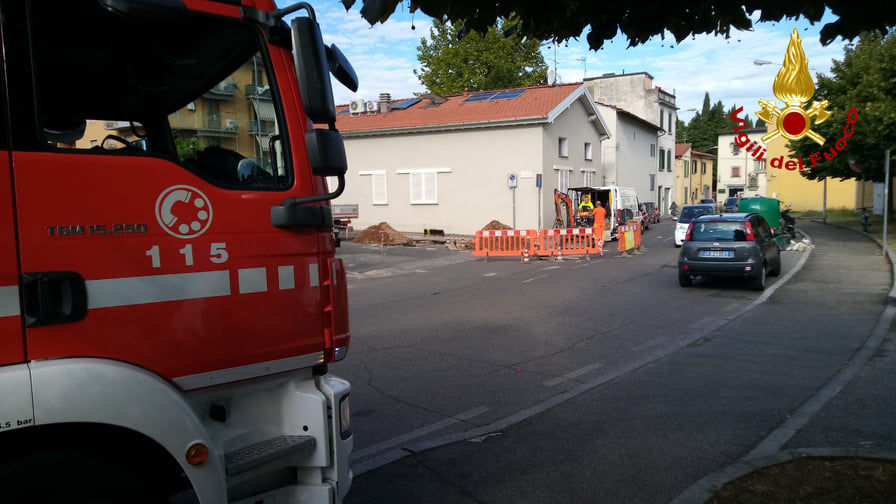Fuga di gas in via Olmi: evacuato un nucleo familiare