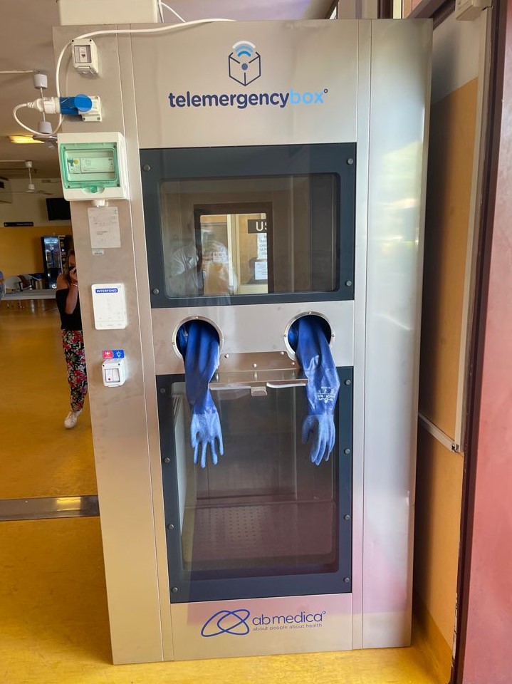 Al DEA di Torregalli la cabina per i tamponi donata dal Rotary Club di Firenze